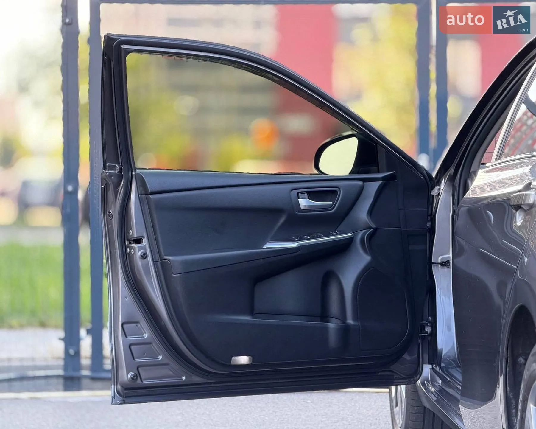 2015 Toyota Camry - мініатюра 18