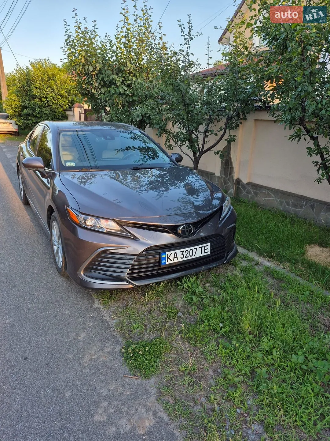 2022 Toyota Camry - фото 1
