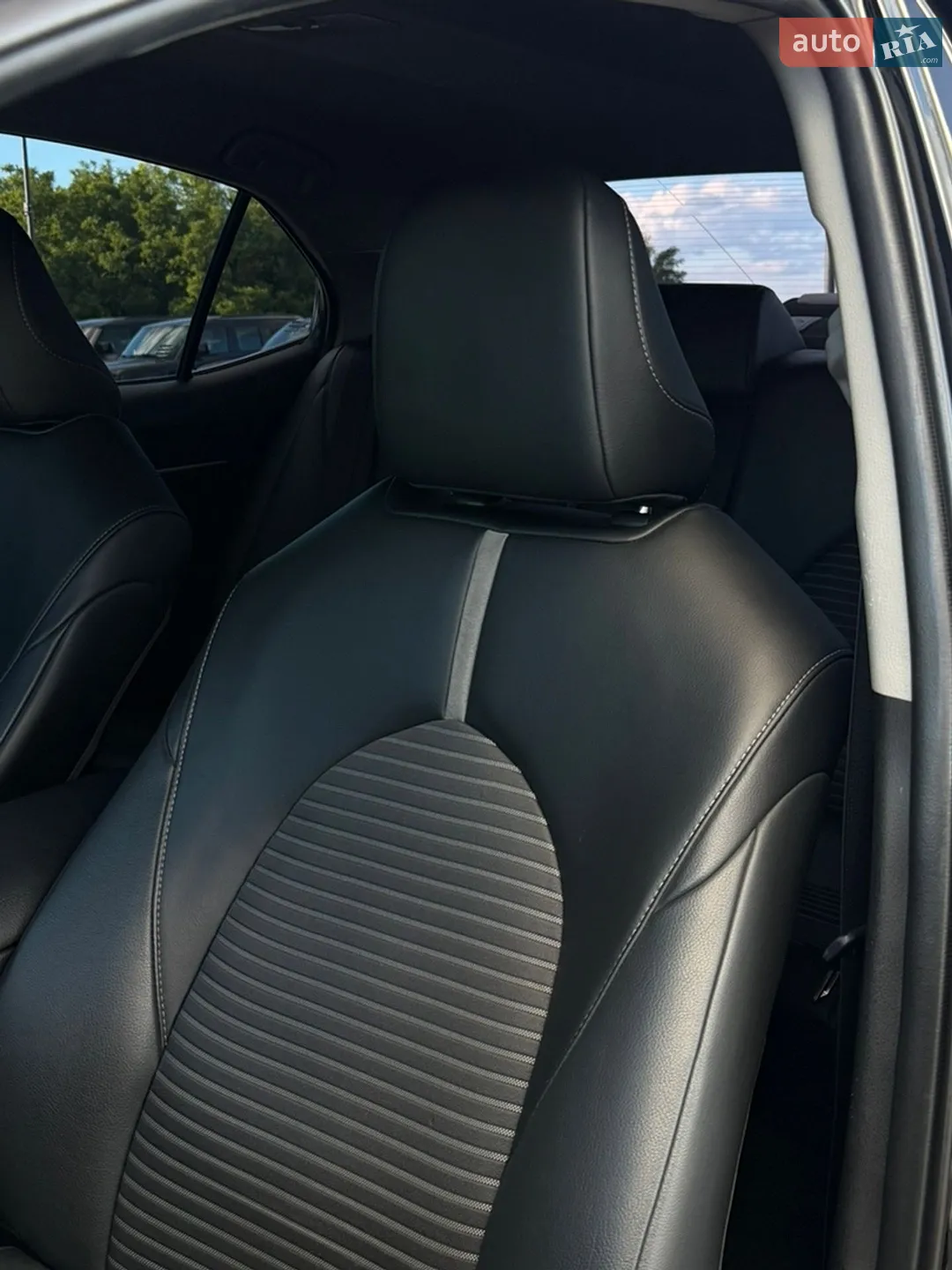 2020 Toyota Camry - мініатюра 30