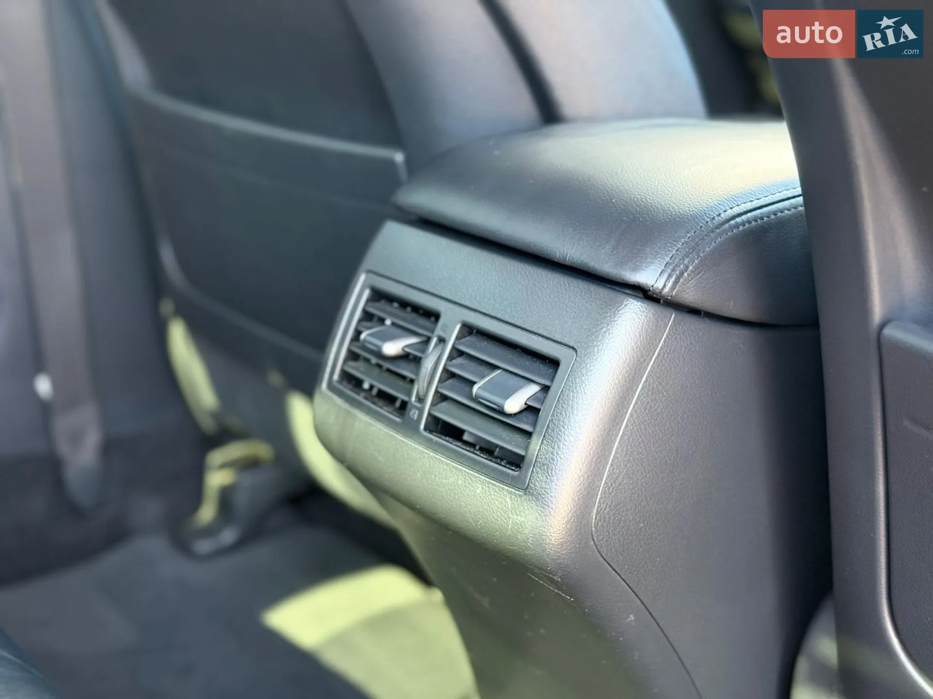 2011 Toyota Camry - мініатюра 25