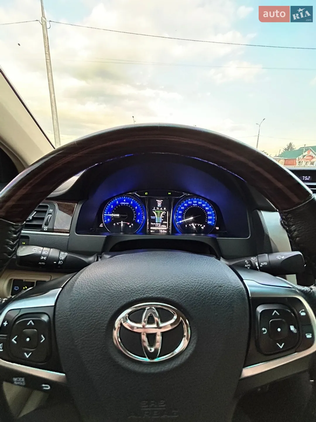 2017 Toyota Camry - мініатюра 12
