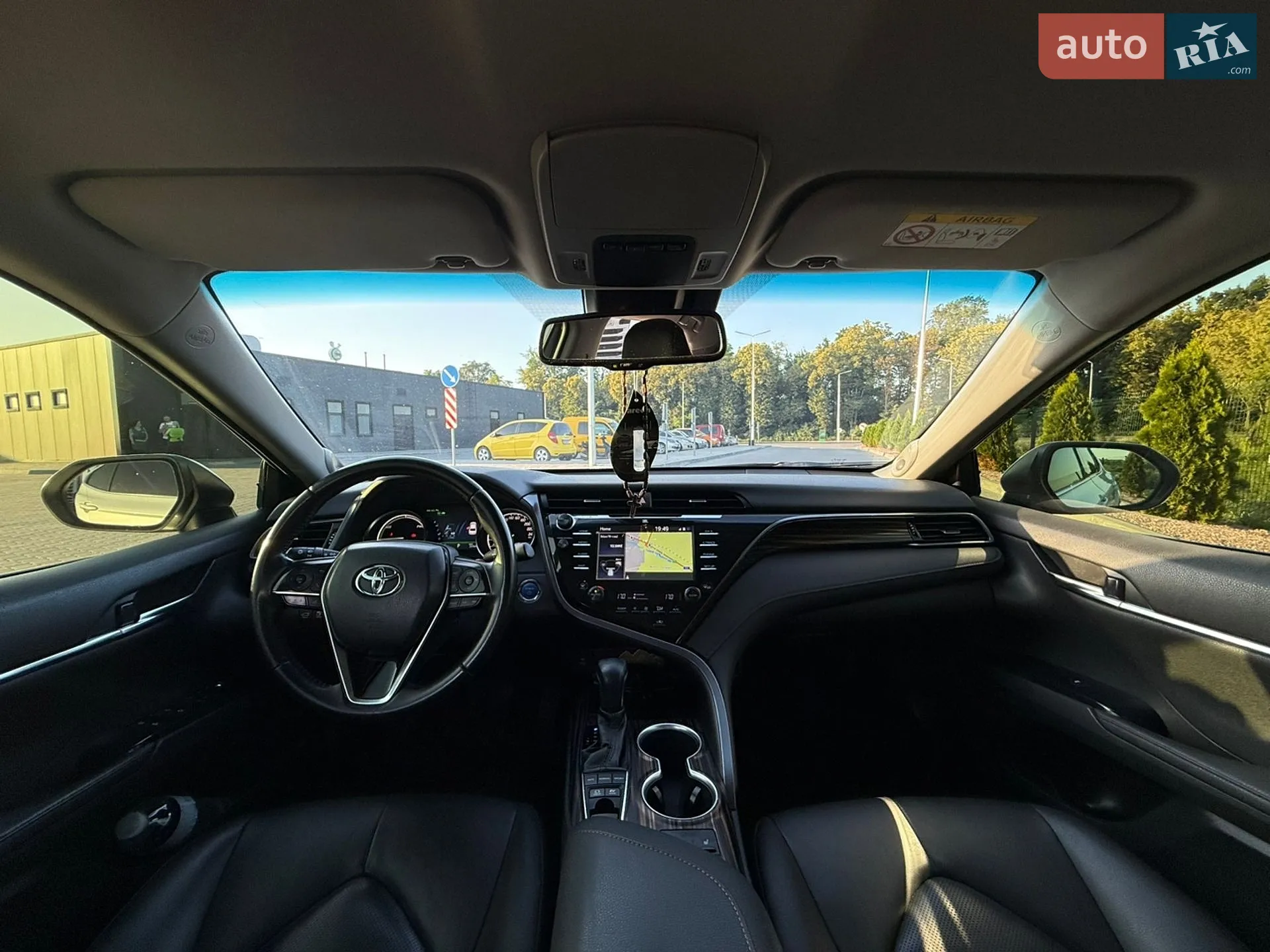 2019 Toyota Camry - мініатюра 14