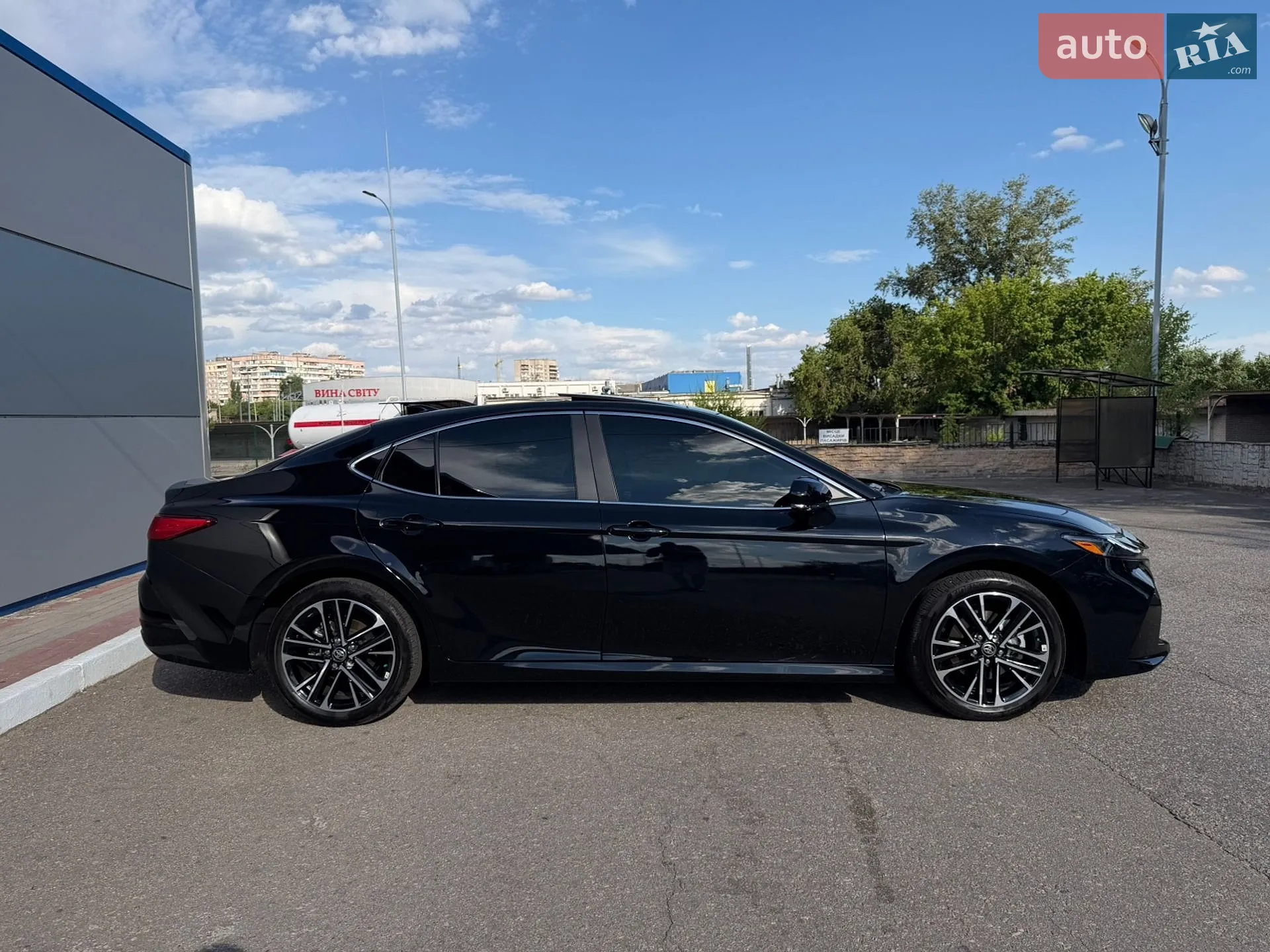 2025 Toyota Camry - мініатюра 9