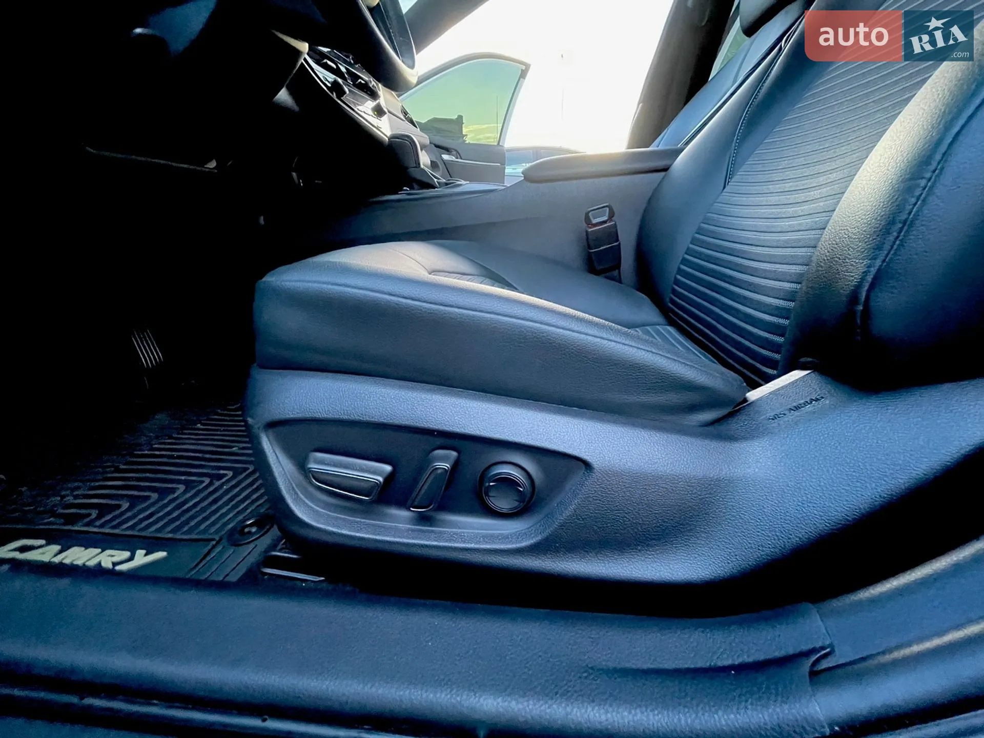 2022 Toyota Camry - мініатюра 16