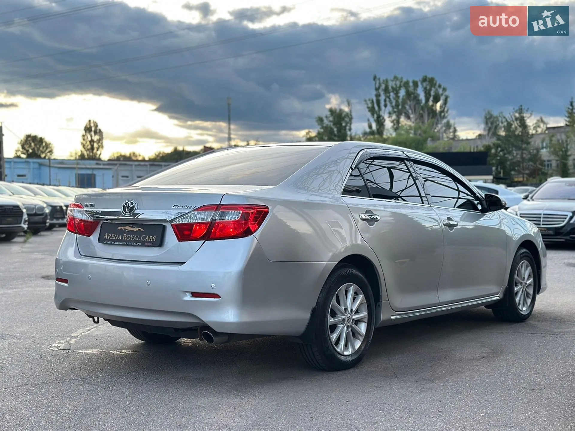 2012 Toyota Camry - мініатюра 10