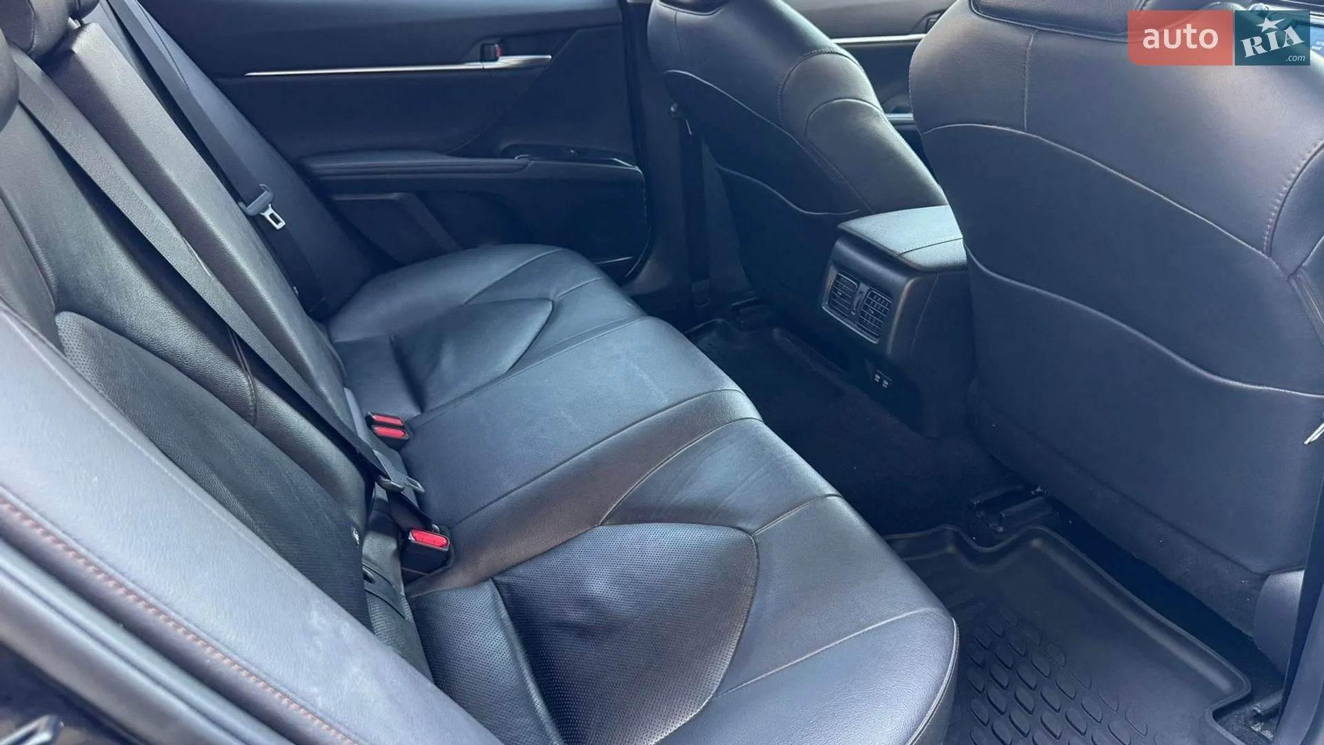 2020 Toyota Camry - мініатюра 7