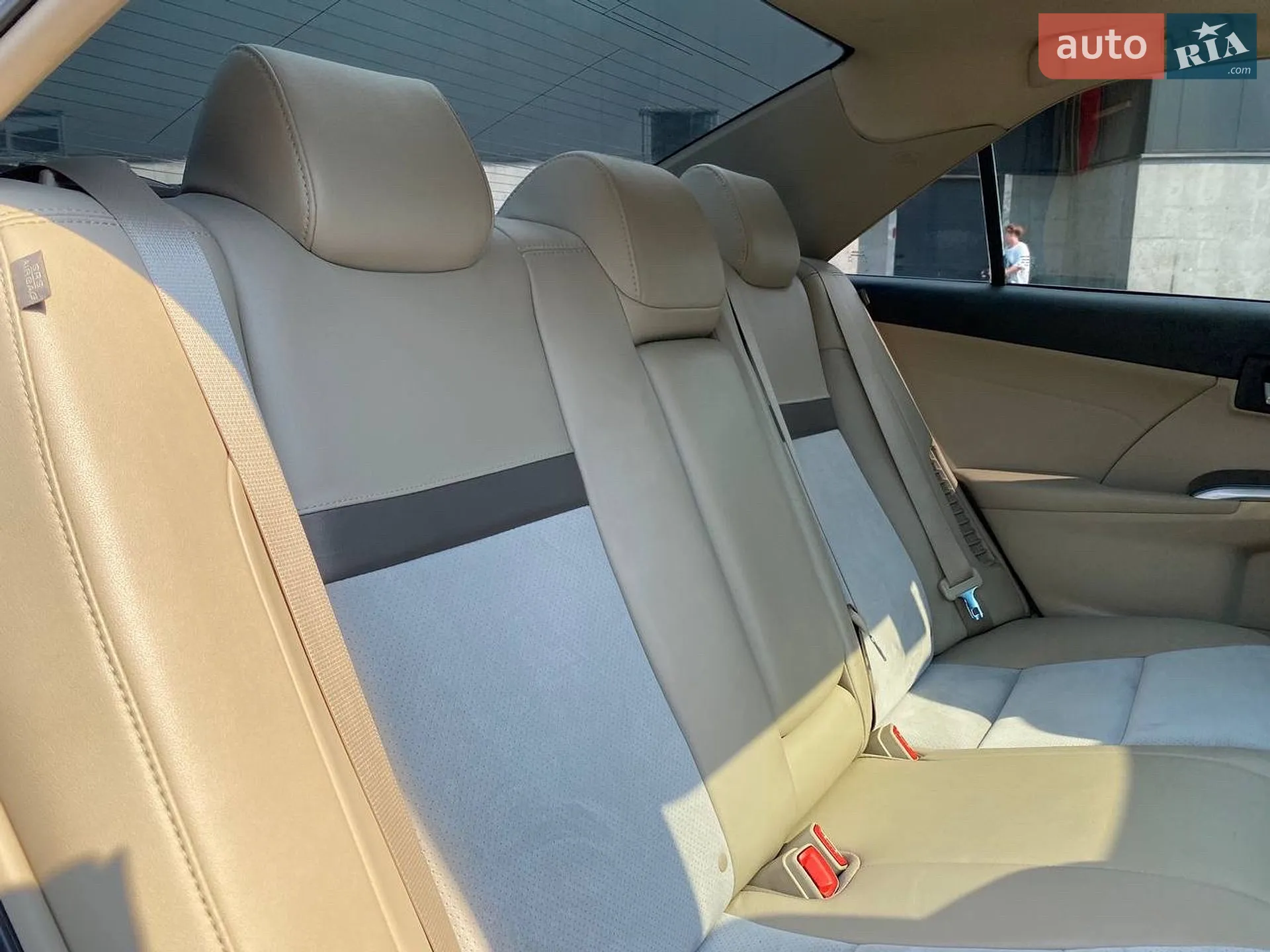 2013 Toyota Camry - мініатюра 22