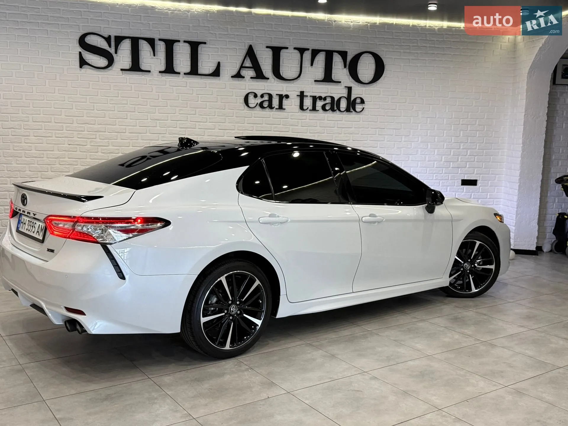 2019 Toyota Camry - мініатюра 8