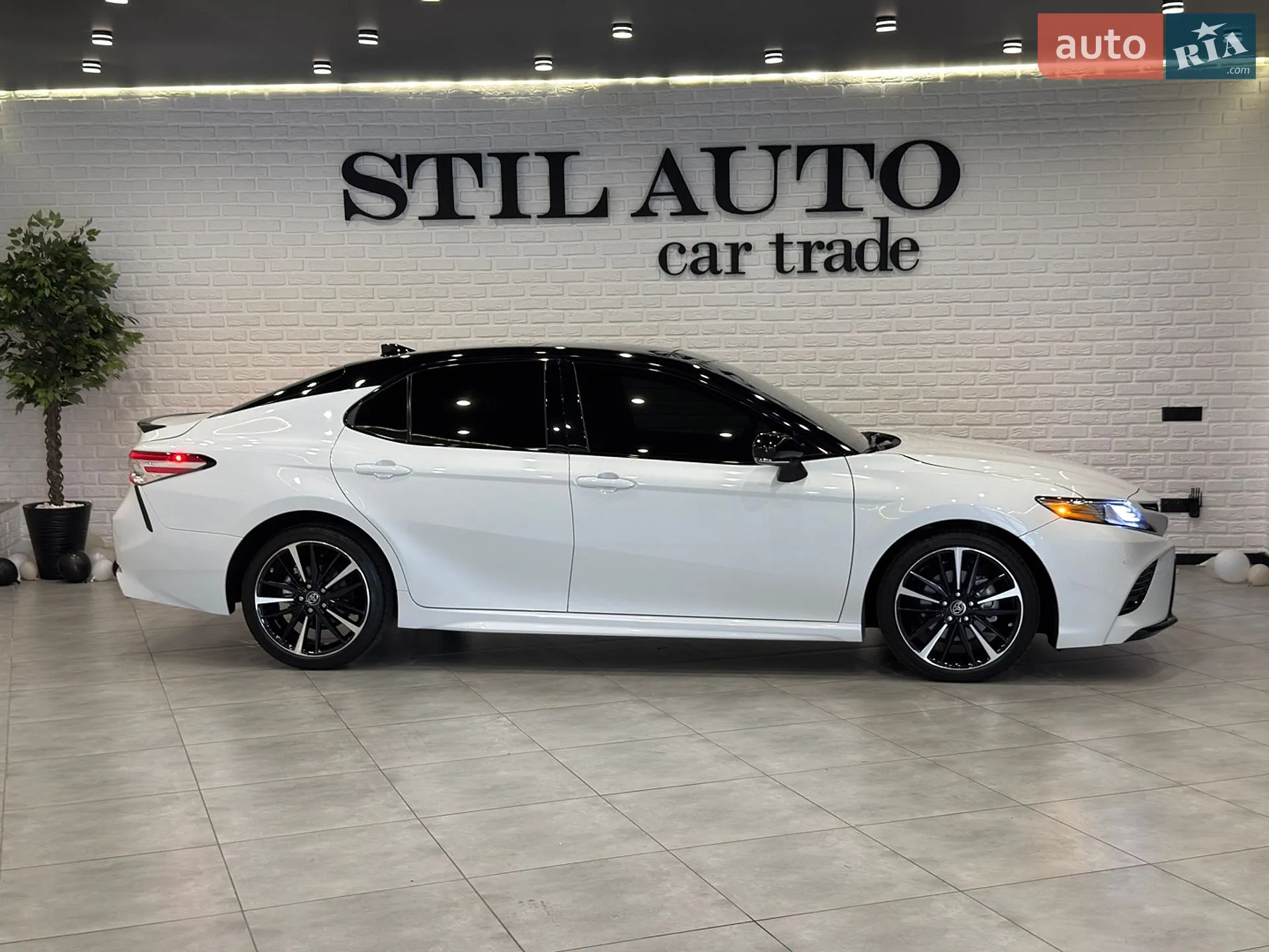 2019 Toyota Camry - мініатюра 94