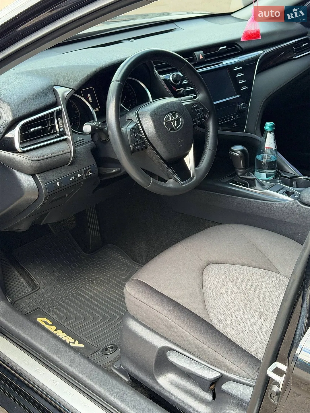 2018 Toyota Camry - мініатюра 13