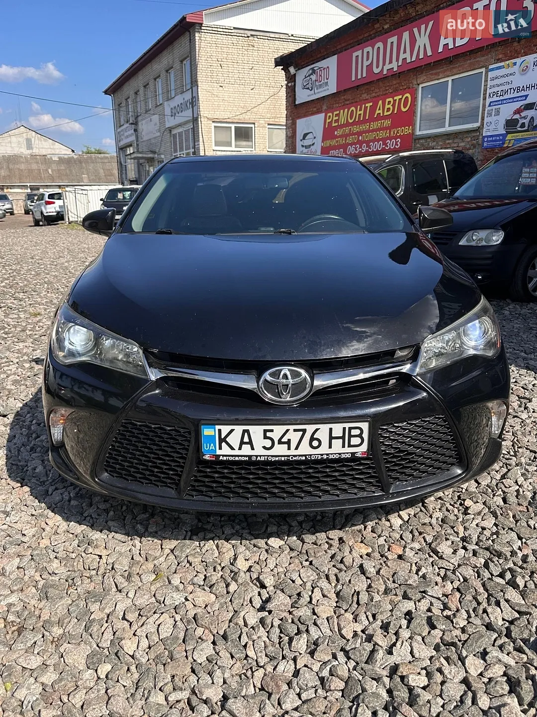 2017 Toyota Camry - мініатюра 2
