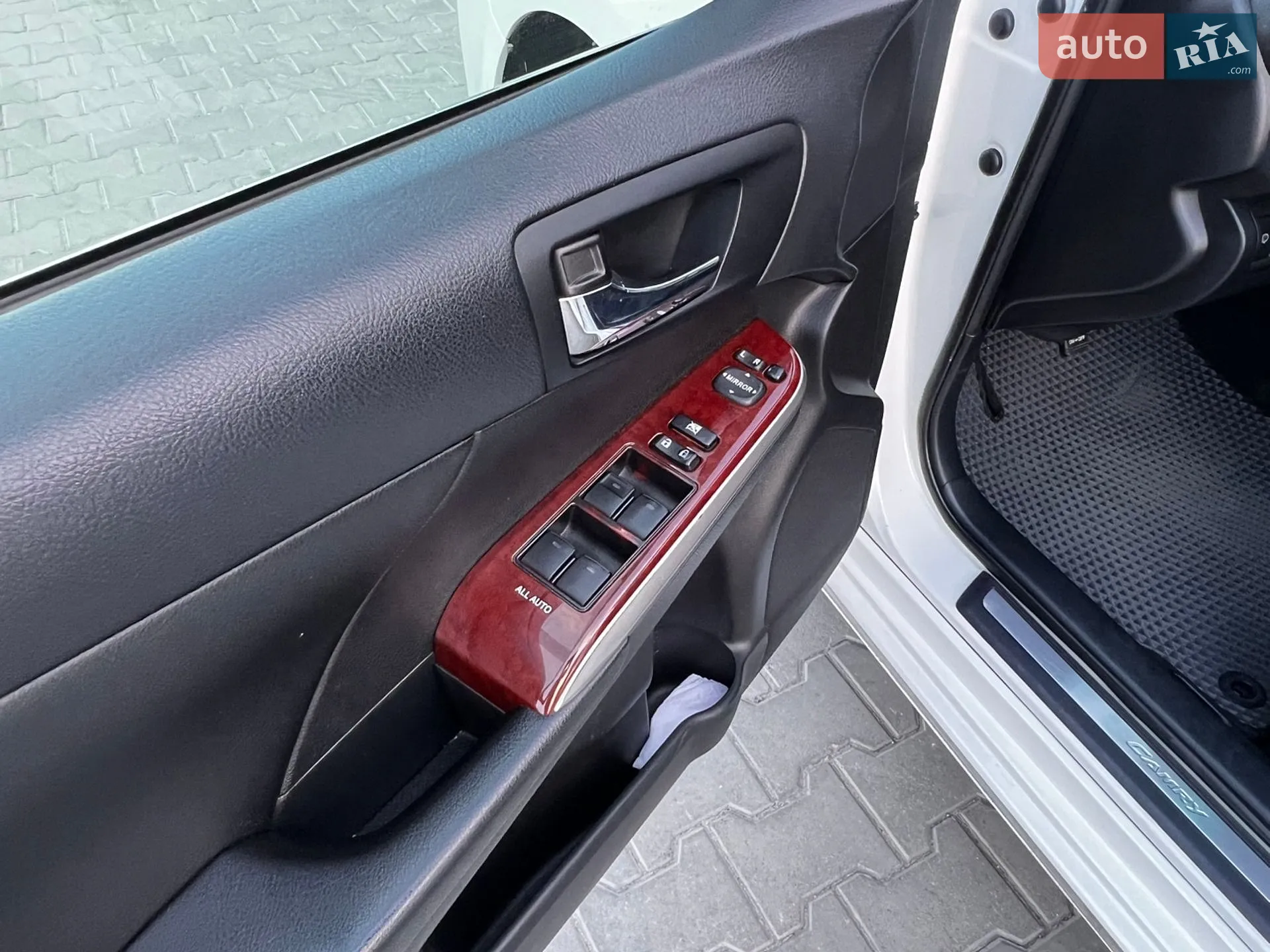 2012 Toyota Camry - мініатюра 18