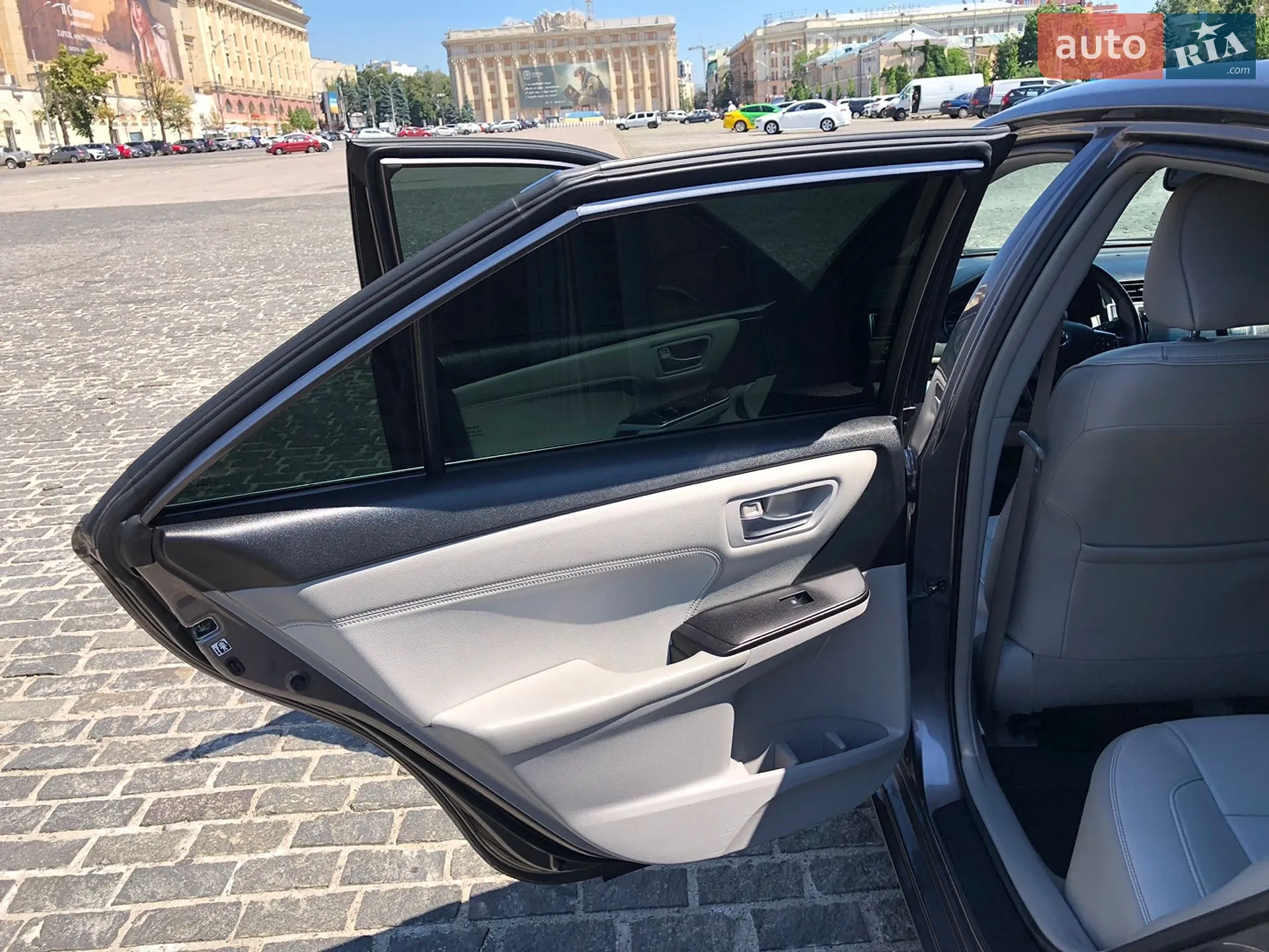2015 Toyota Camry - мініатюра 18