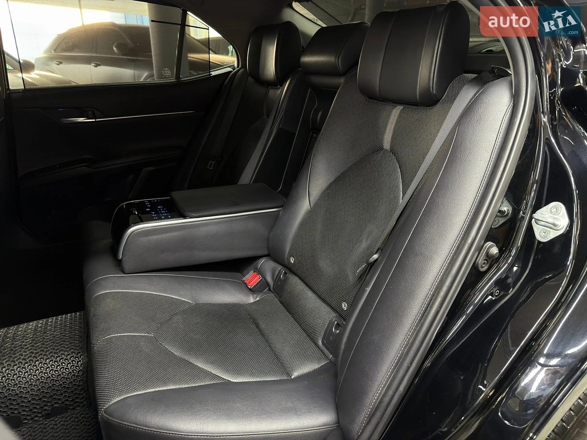 2021 Toyota Camry - мініатюра 24