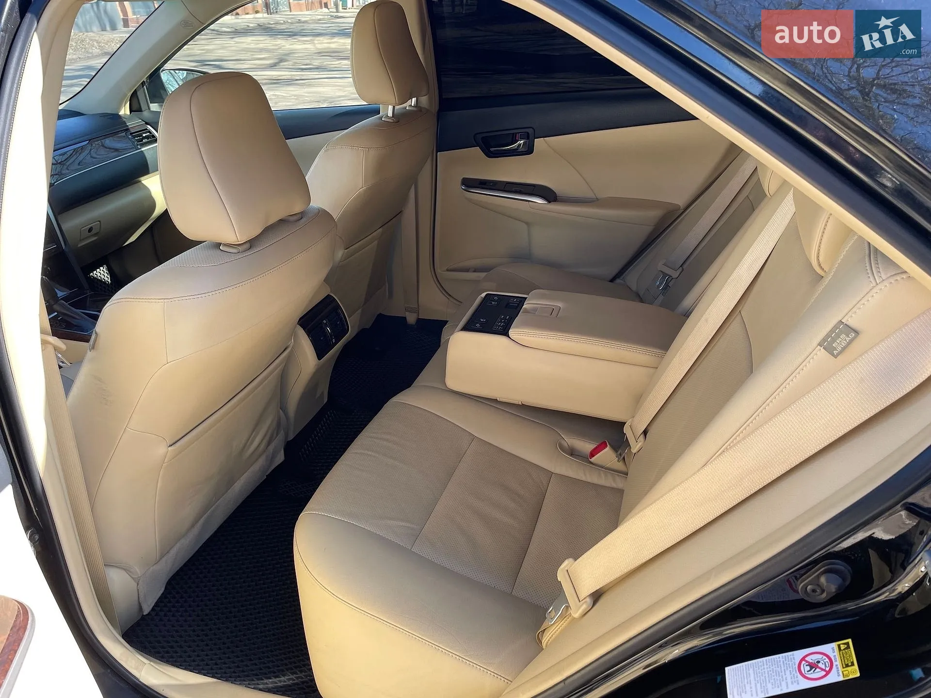 2017 Toyota Camry - мініатюра 32