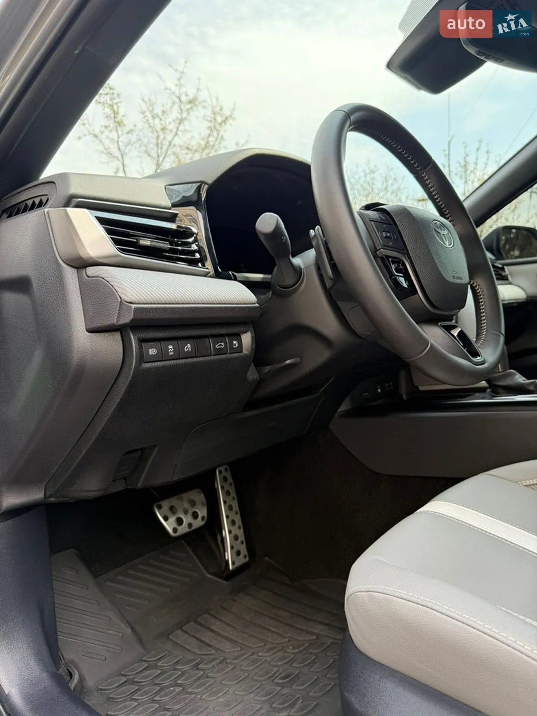 2025 Toyota Camry - мініатюра 13