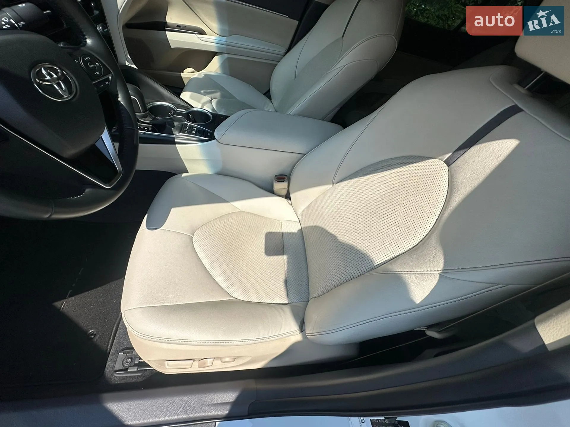 2021 Toyota Camry - мініатюра 23
