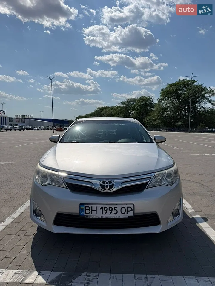 2014 Toyota Camry - мініатюра 10