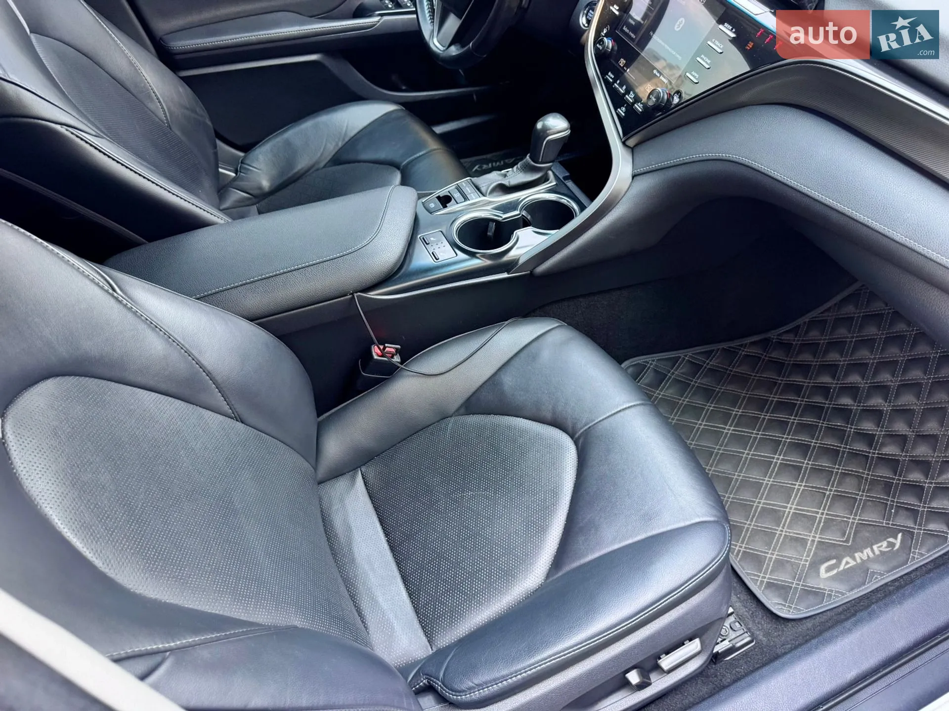 2019 Toyota Camry - мініатюра 36