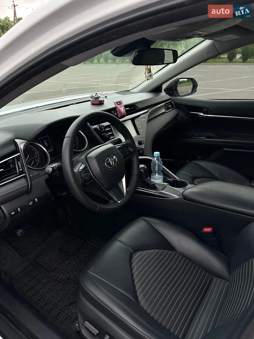 2019 Toyota Camry - мініатюра 21