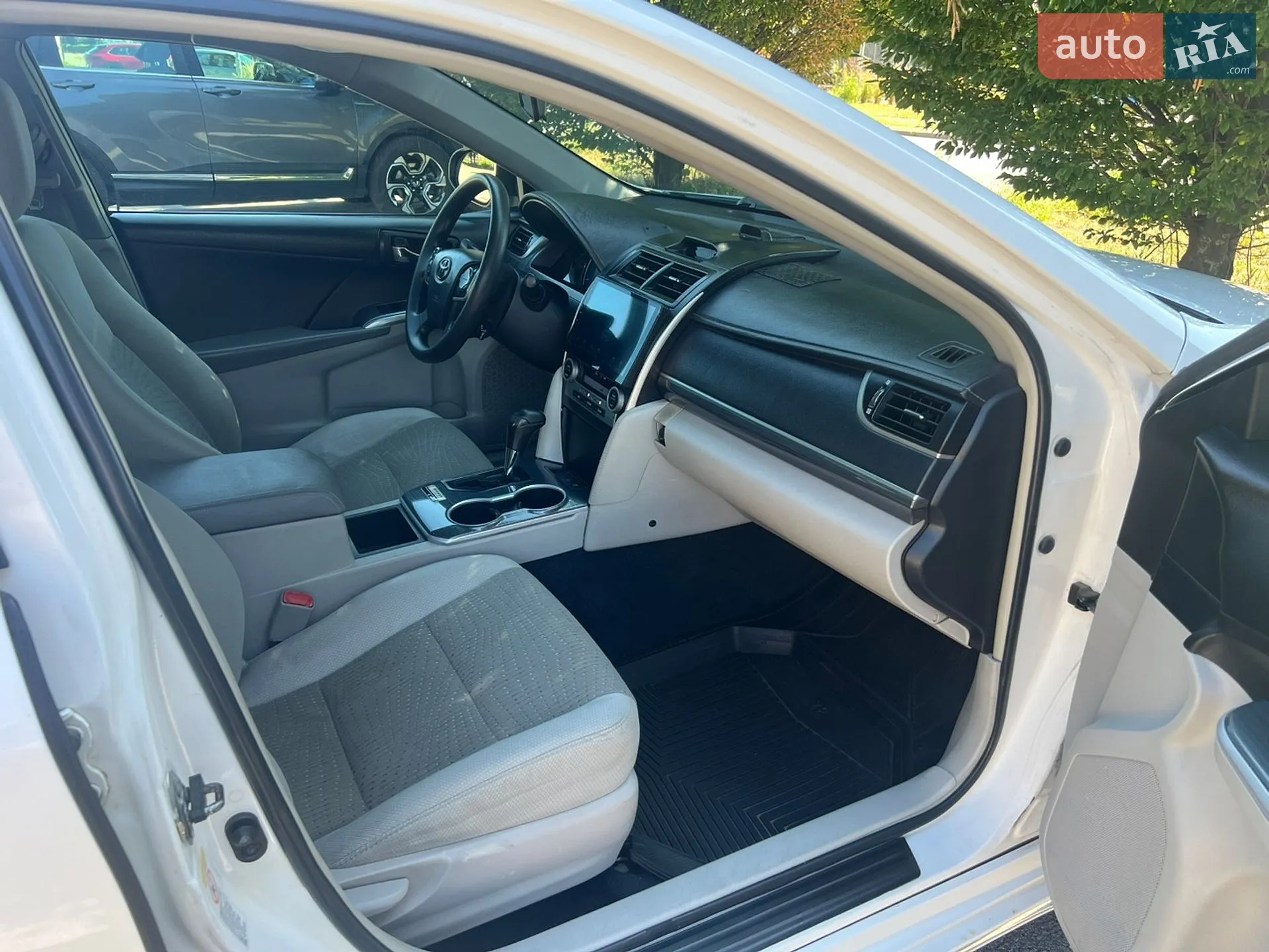 2013 Toyota Camry - мініатюра 10