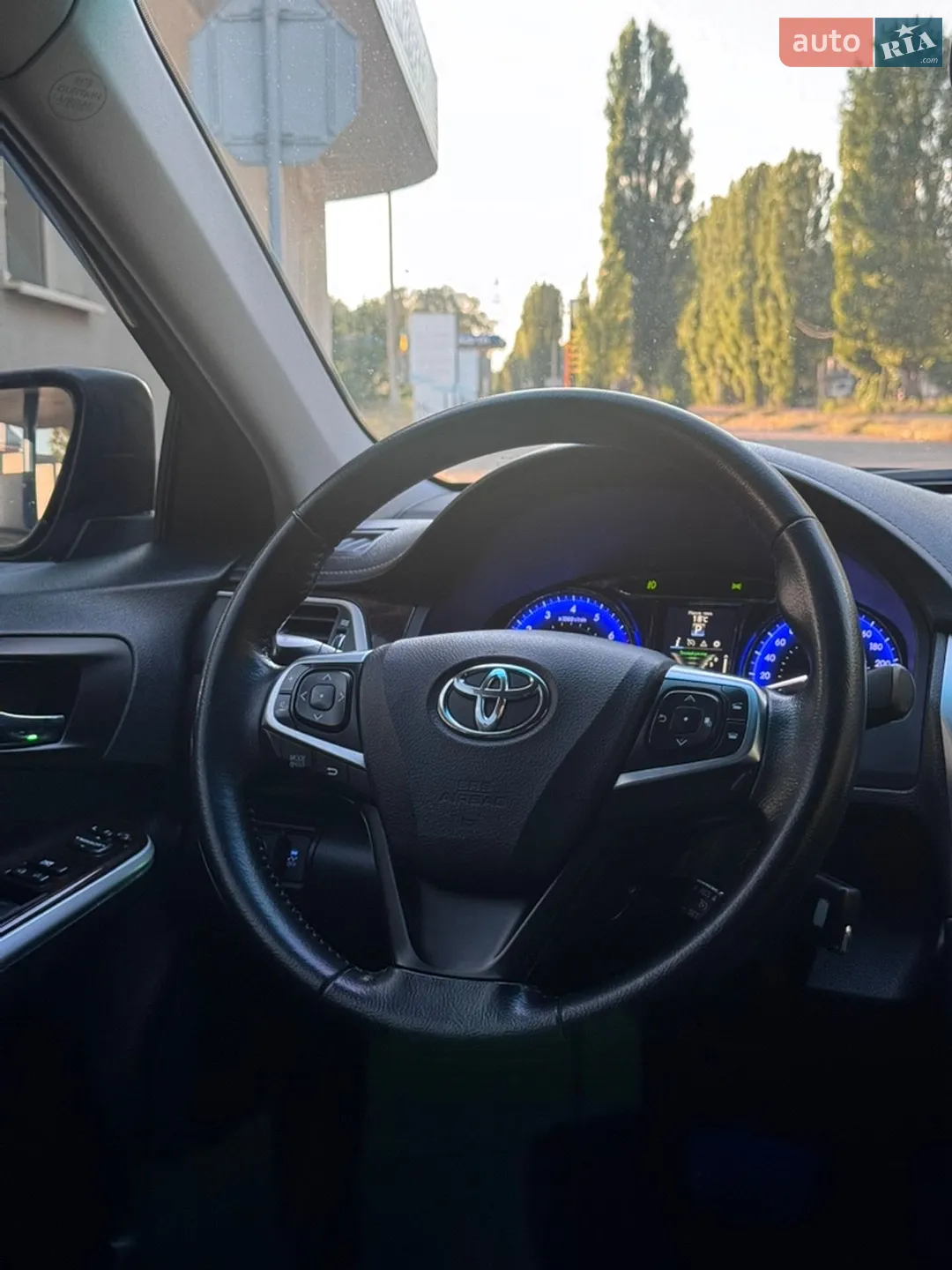2015 Toyota Camry - мініатюра 19