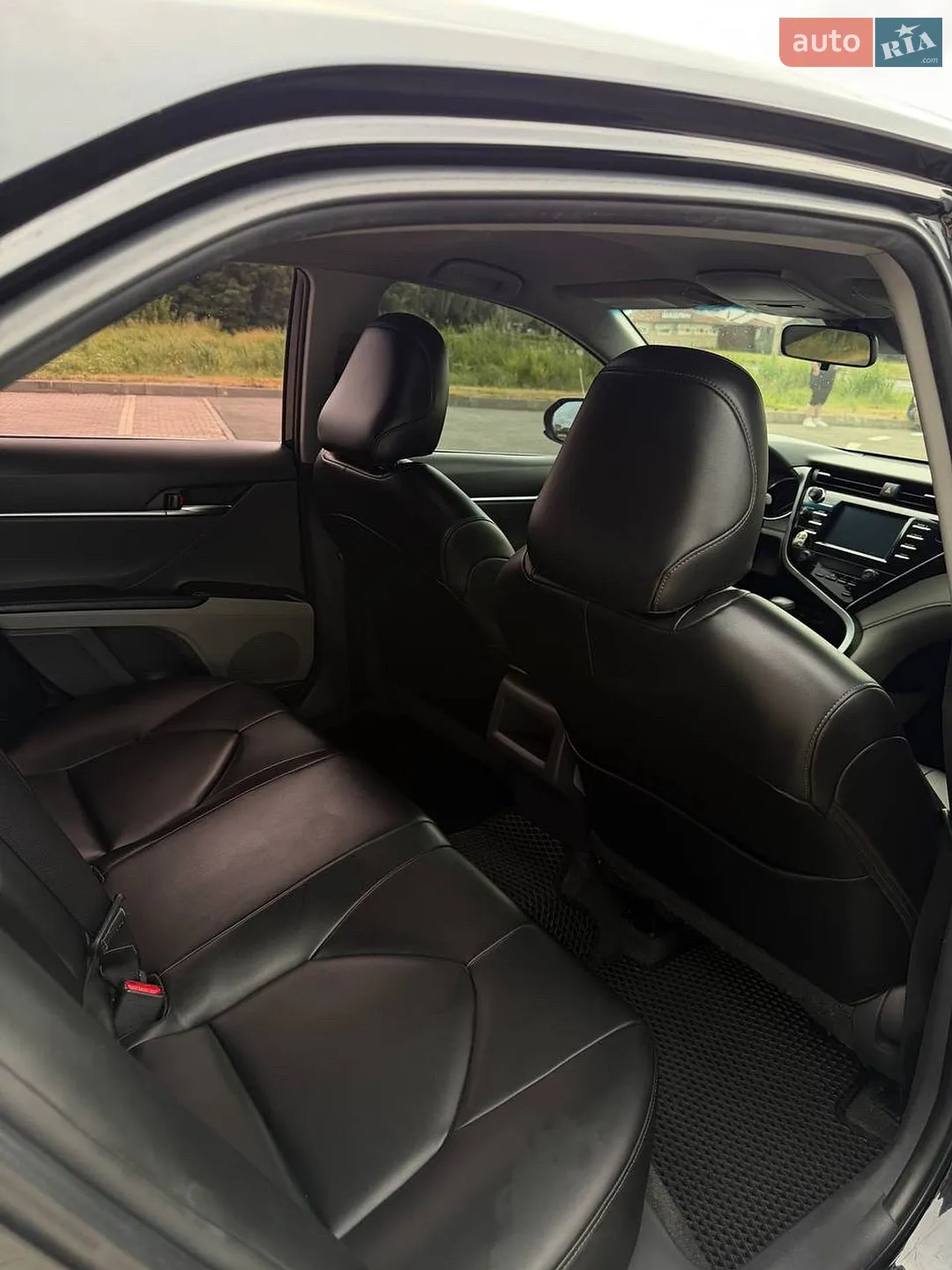 2017 Toyota Camry - мініатюра 20