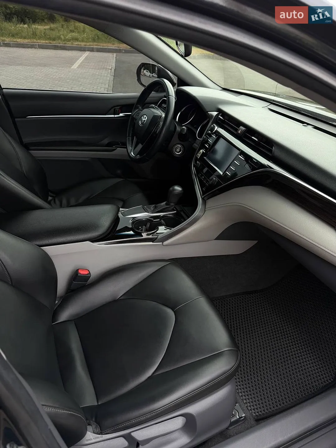 2017 Toyota Camry - мініатюра 25