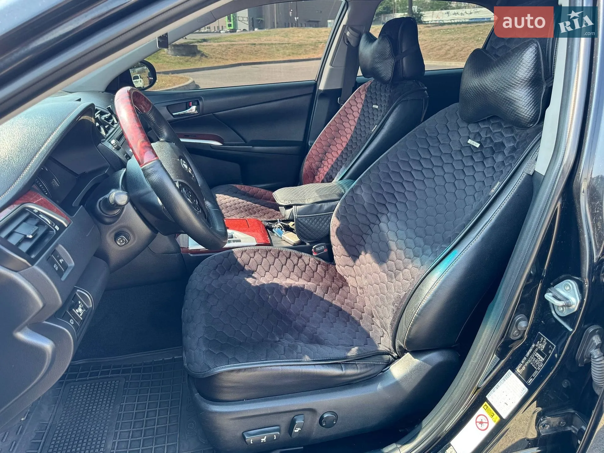 2013 Toyota Camry - мініатюра 32
