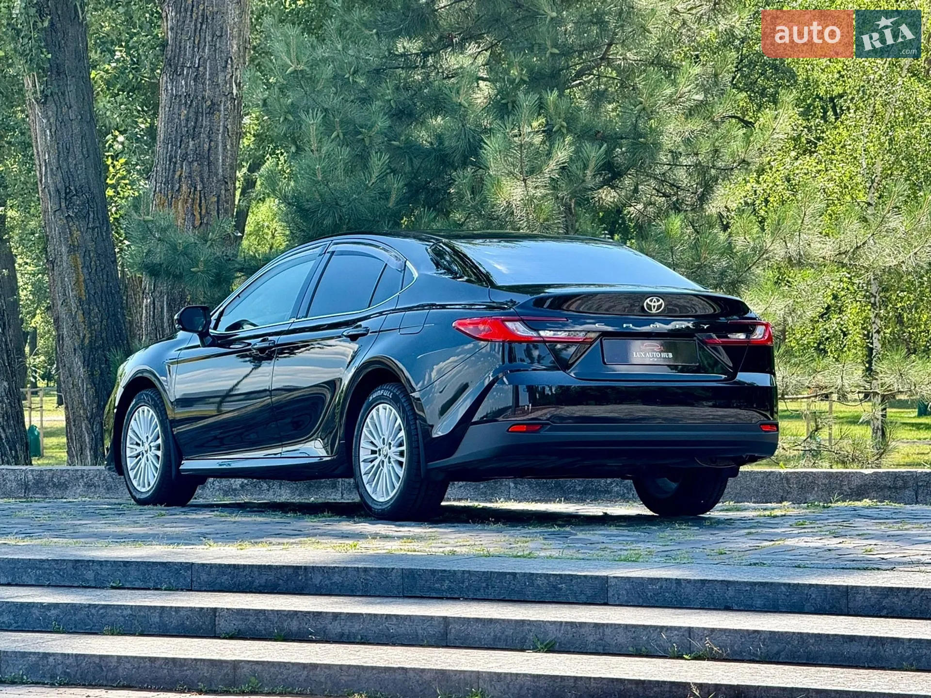 2025 Toyota Camry - мініатюра 18