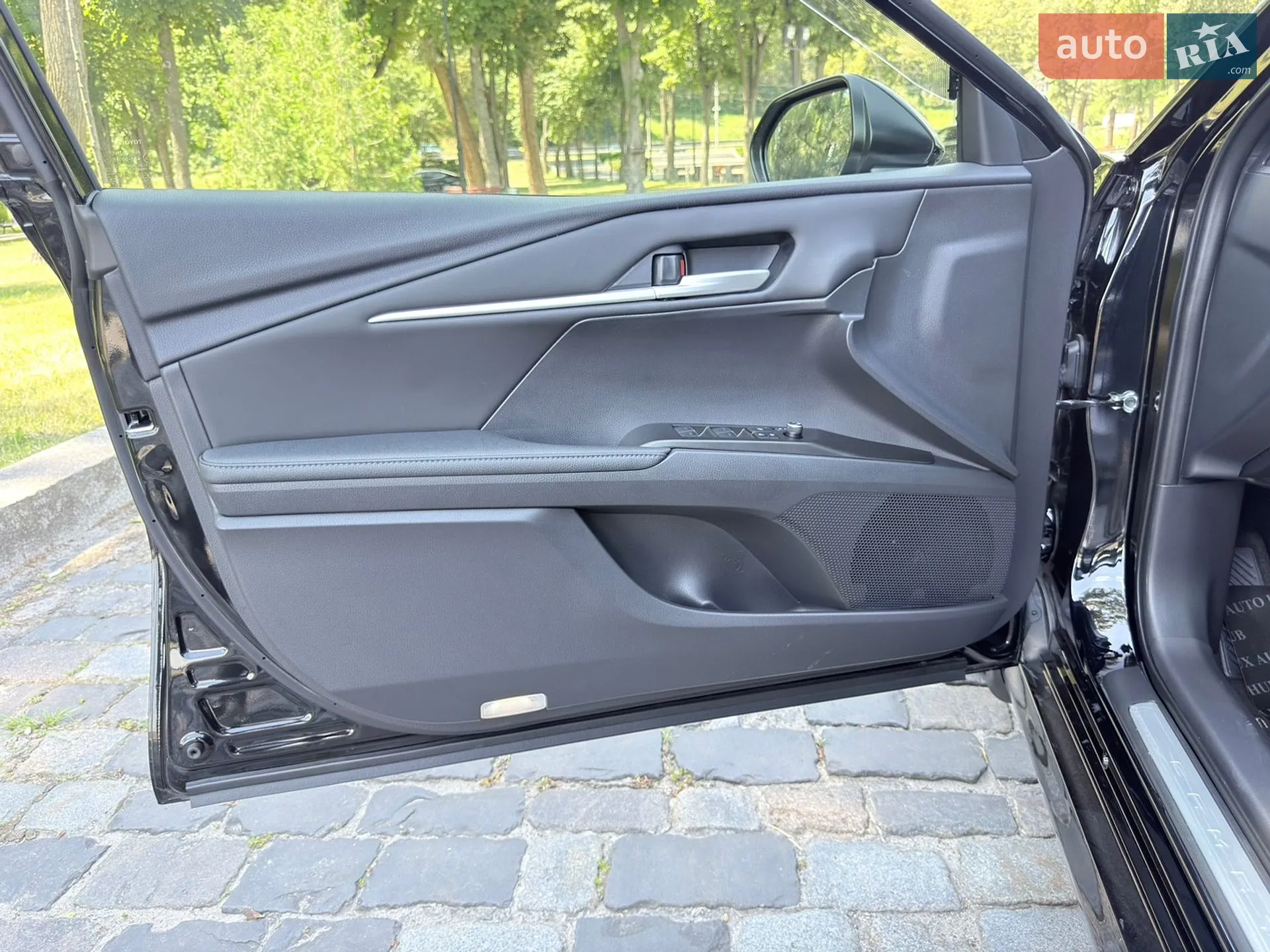 2025 Toyota Camry - мініатюра 37