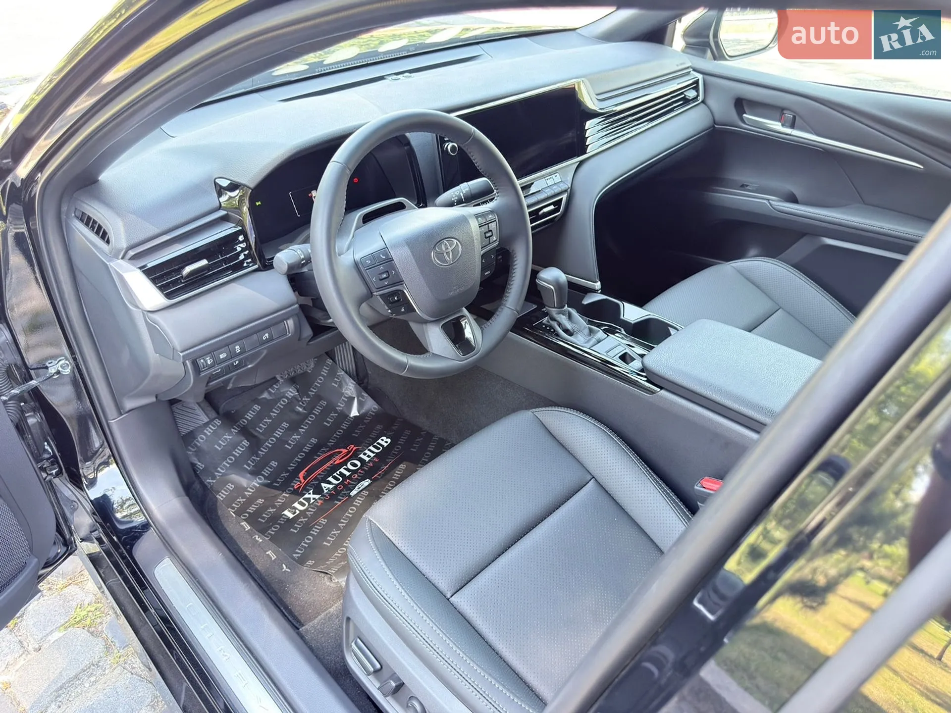 2025 Toyota Camry - мініатюра 42