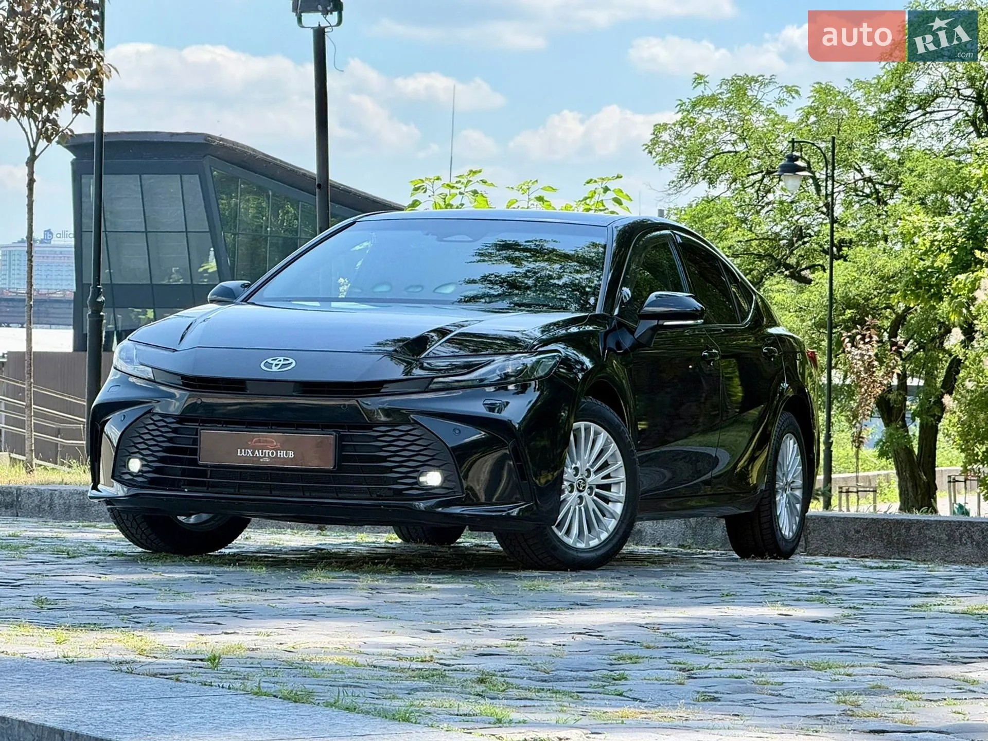 2025 Toyota Camry - мініатюра 211