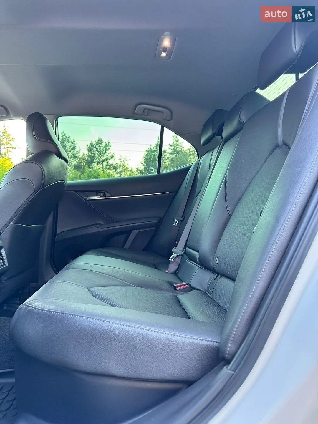 2021 Toyota Camry - мініатюра 18