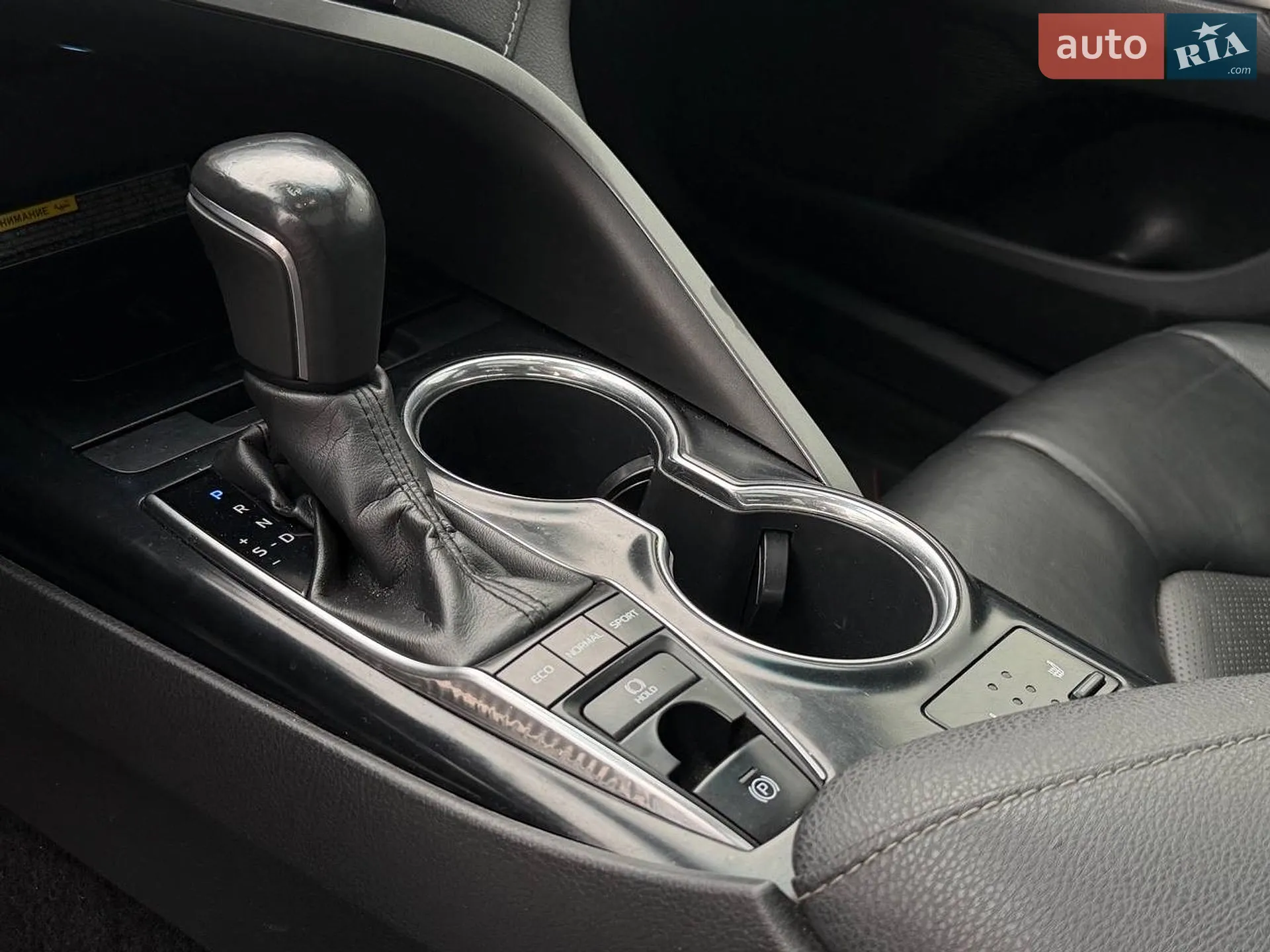 2018 Toyota Camry - мініатюра 21