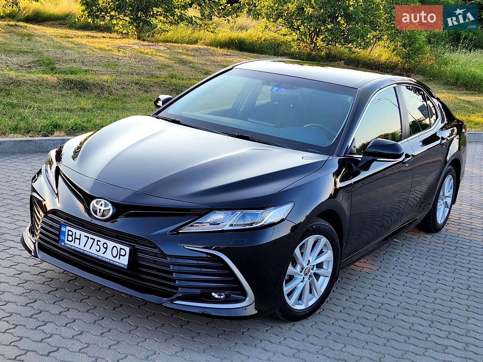 2021 Toyota Camry - мініатюра 16