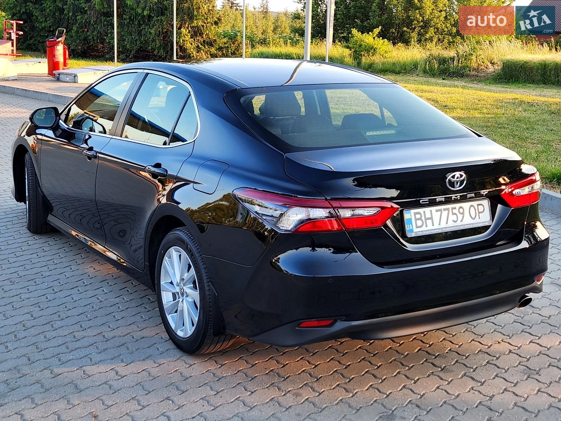 2021 Toyota Camry - мініатюра 19