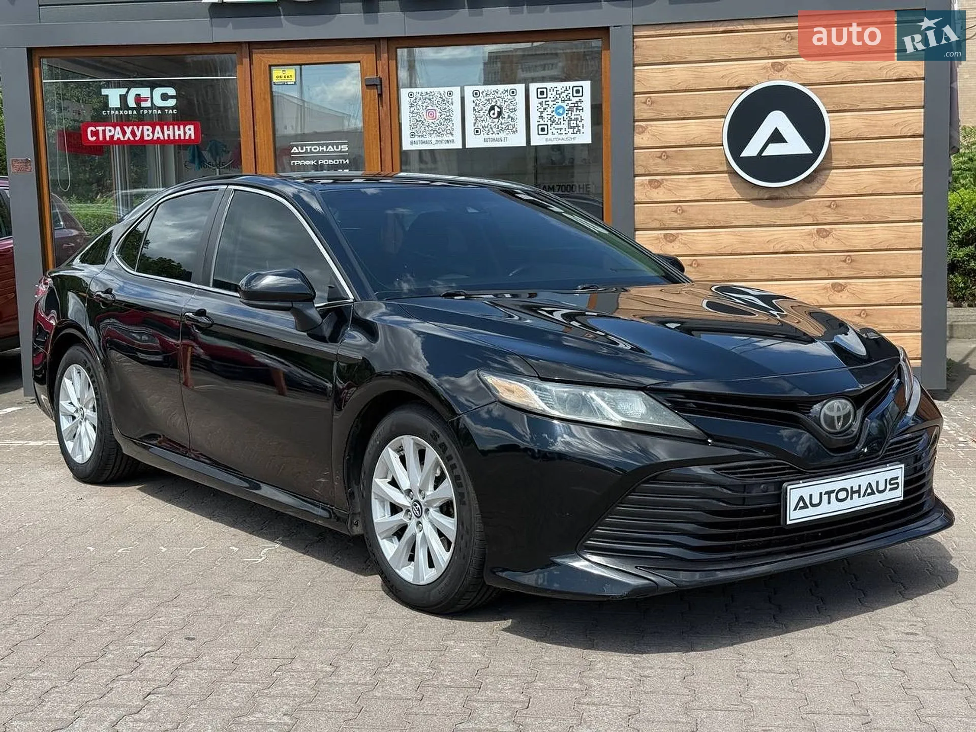 2018 Toyota Camry - фото 1