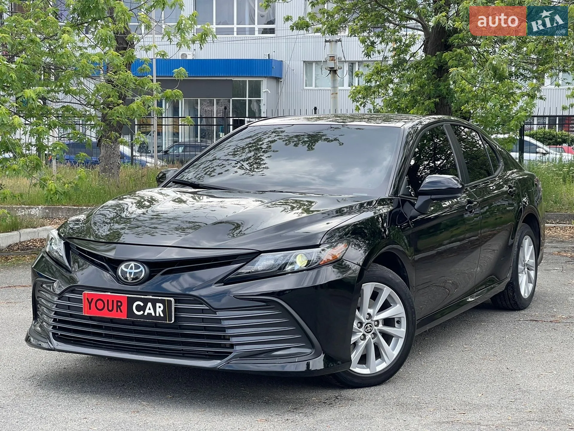 2022 Toyota Camry - мініатюра 2