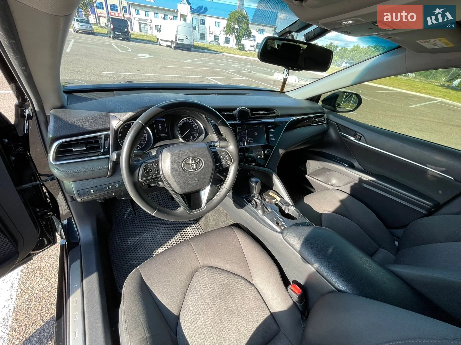 2018 Toyota Camry - мініатюра 25