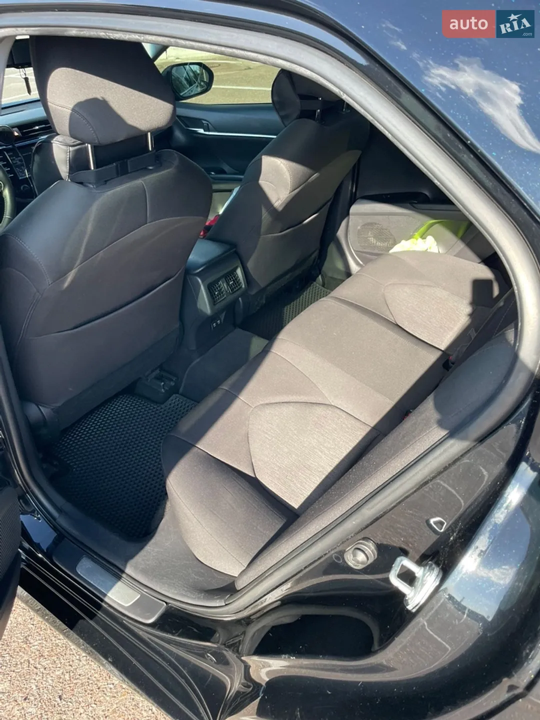 2018 Toyota Camry - мініатюра 28