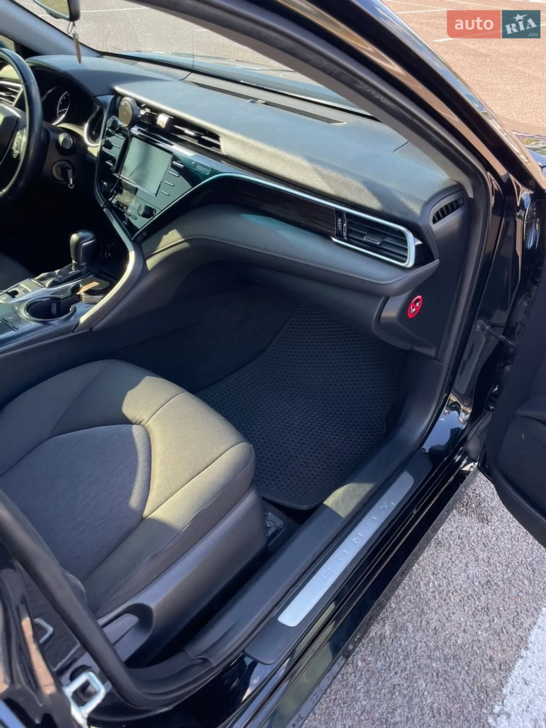 2018 Toyota Camry - мініатюра 33