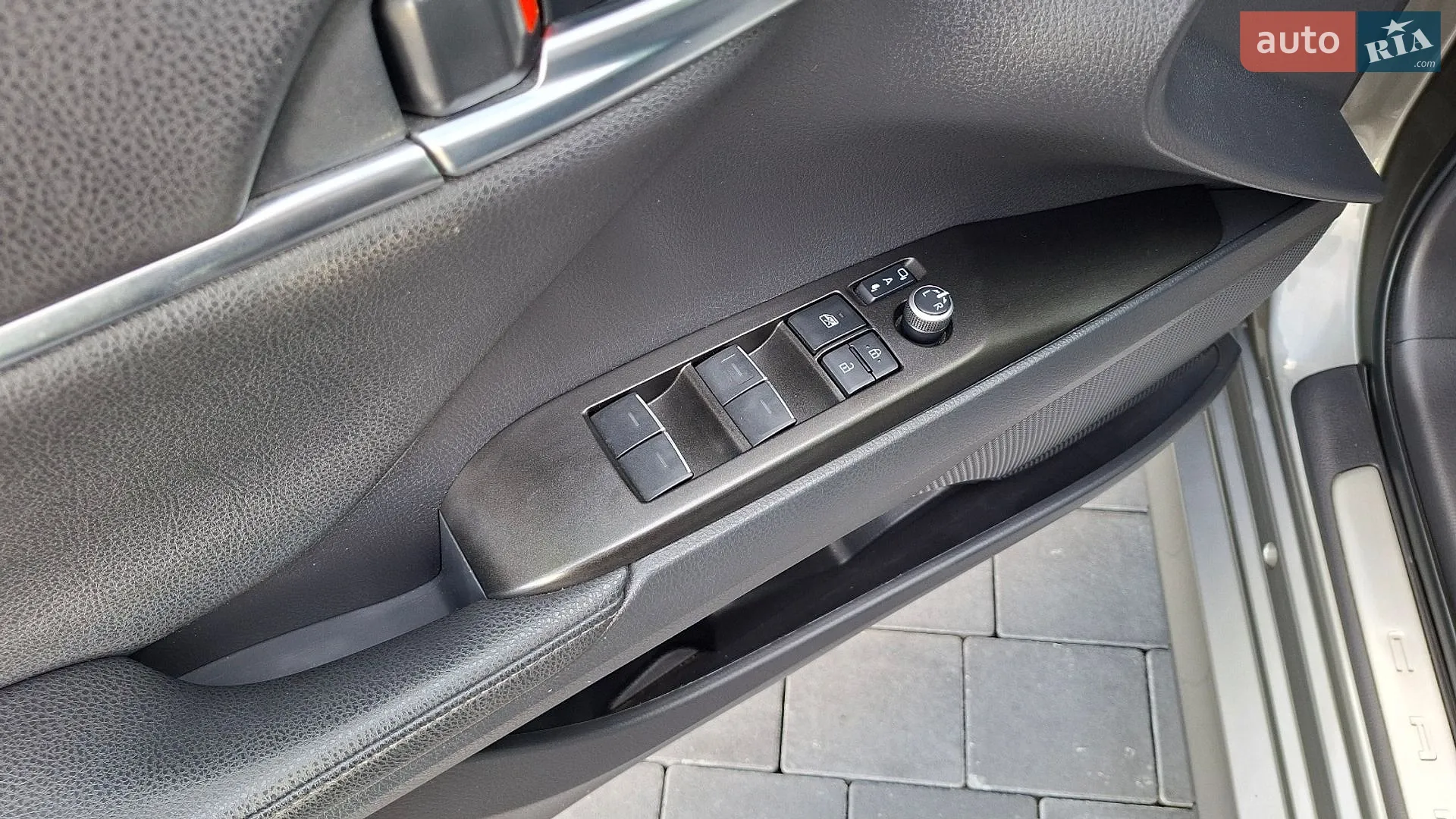 2023 Toyota Camry - мініатюра 24