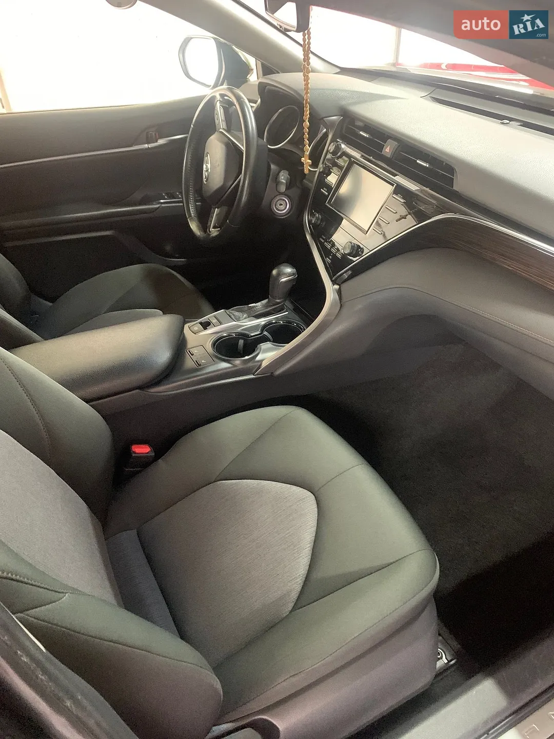 2018 Toyota Camry - мініатюра 12