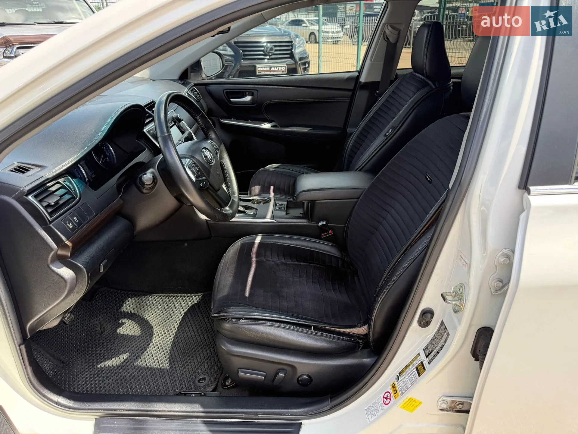2015 Toyota Camry - мініатюра 19