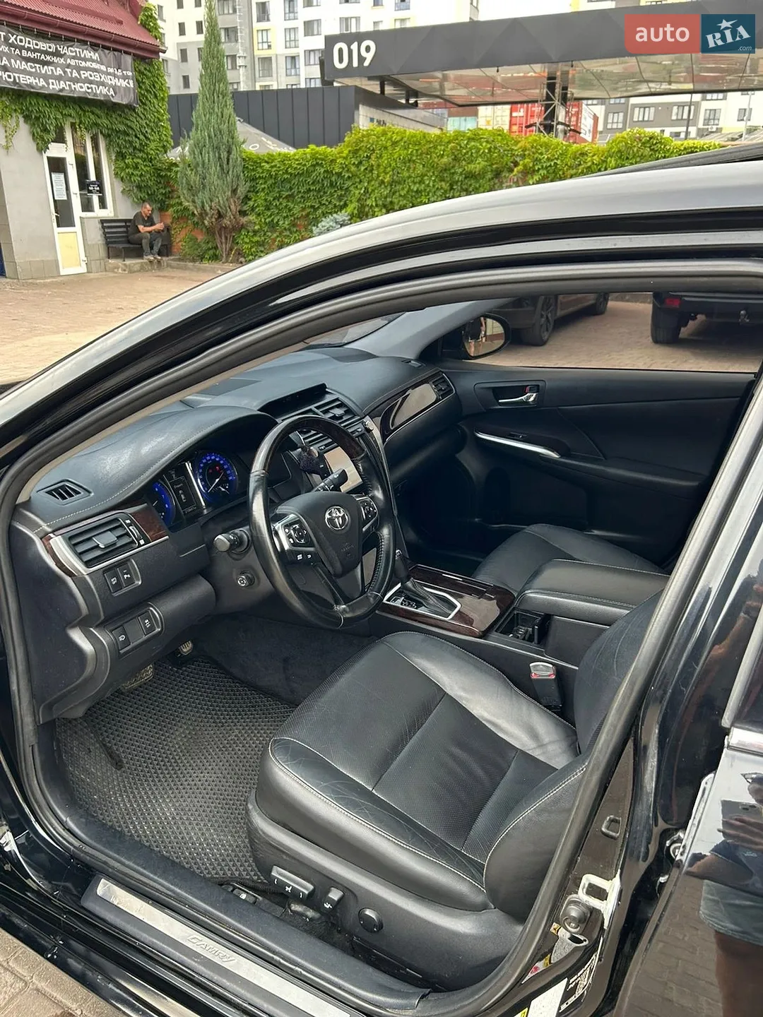 2016 Toyota Camry - мініатюра 11