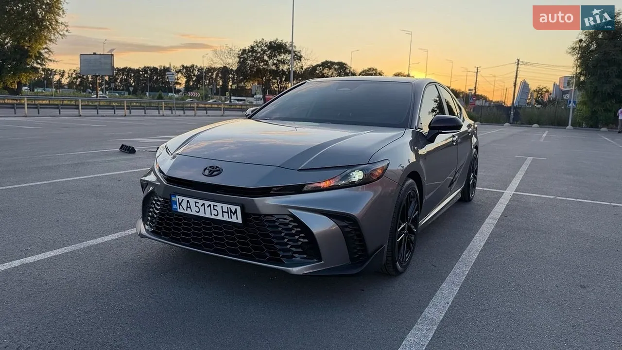 2025 Toyota Camry - мініатюра 17