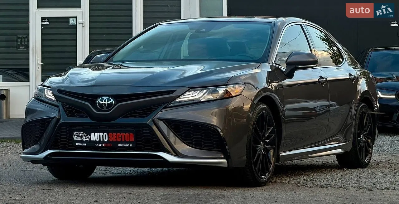 Седан Toyota Camry 2021 в Харкові фото 2