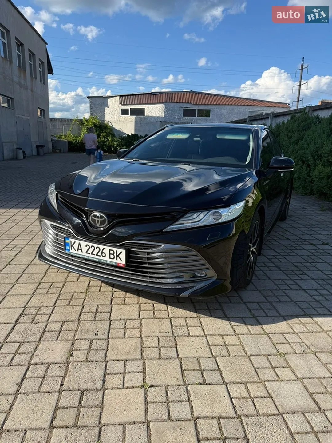 2019 Toyota Camry - фото 1