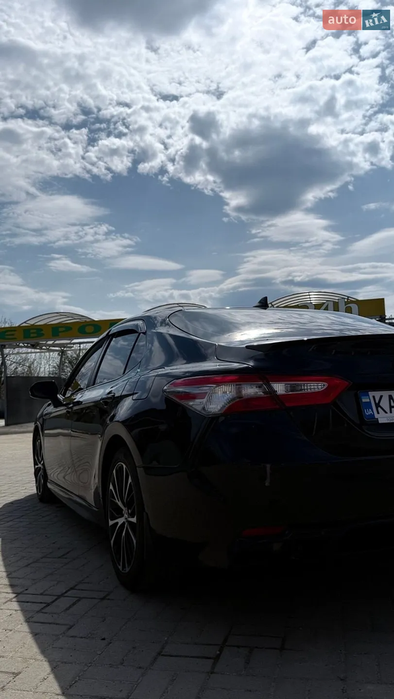 2019 Toyota Camry - мініатюра 11